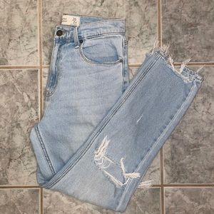 Abercrombie & Fitch High Waisted Mom Jeans